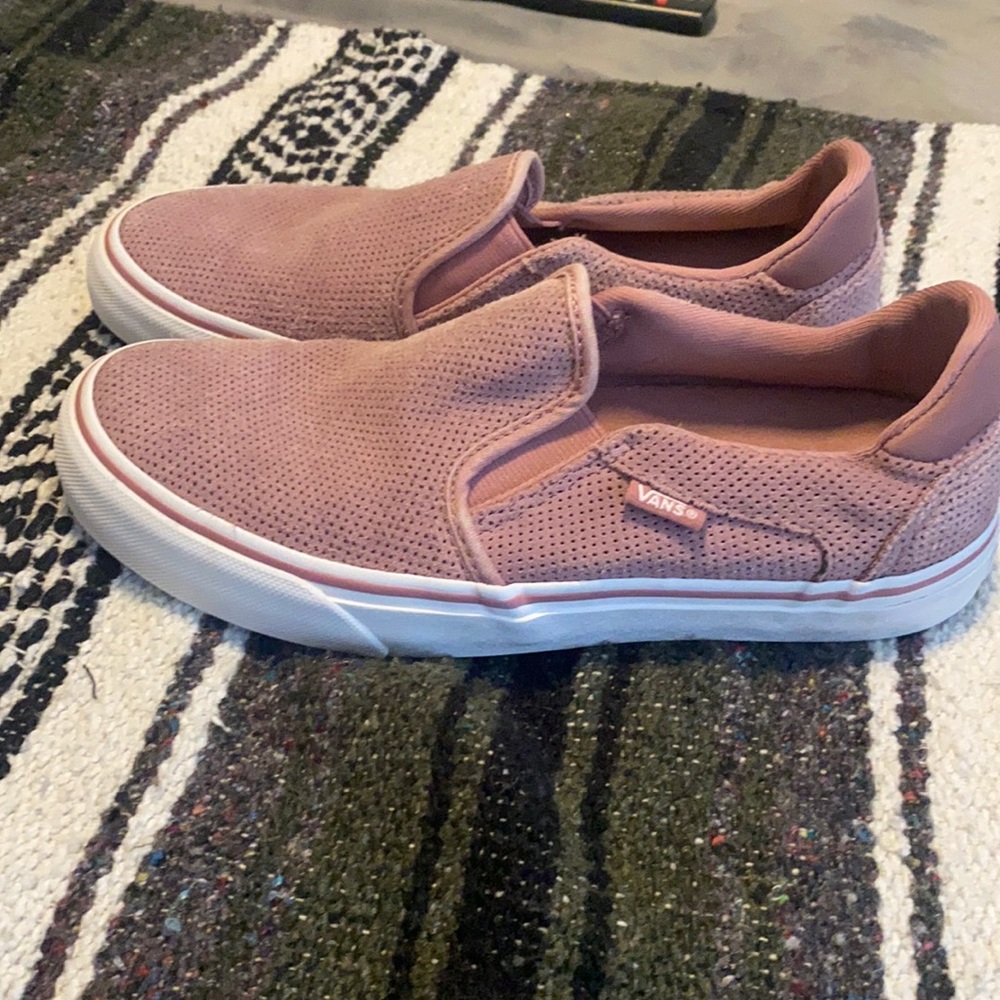 Deluxe Comfort Vans
